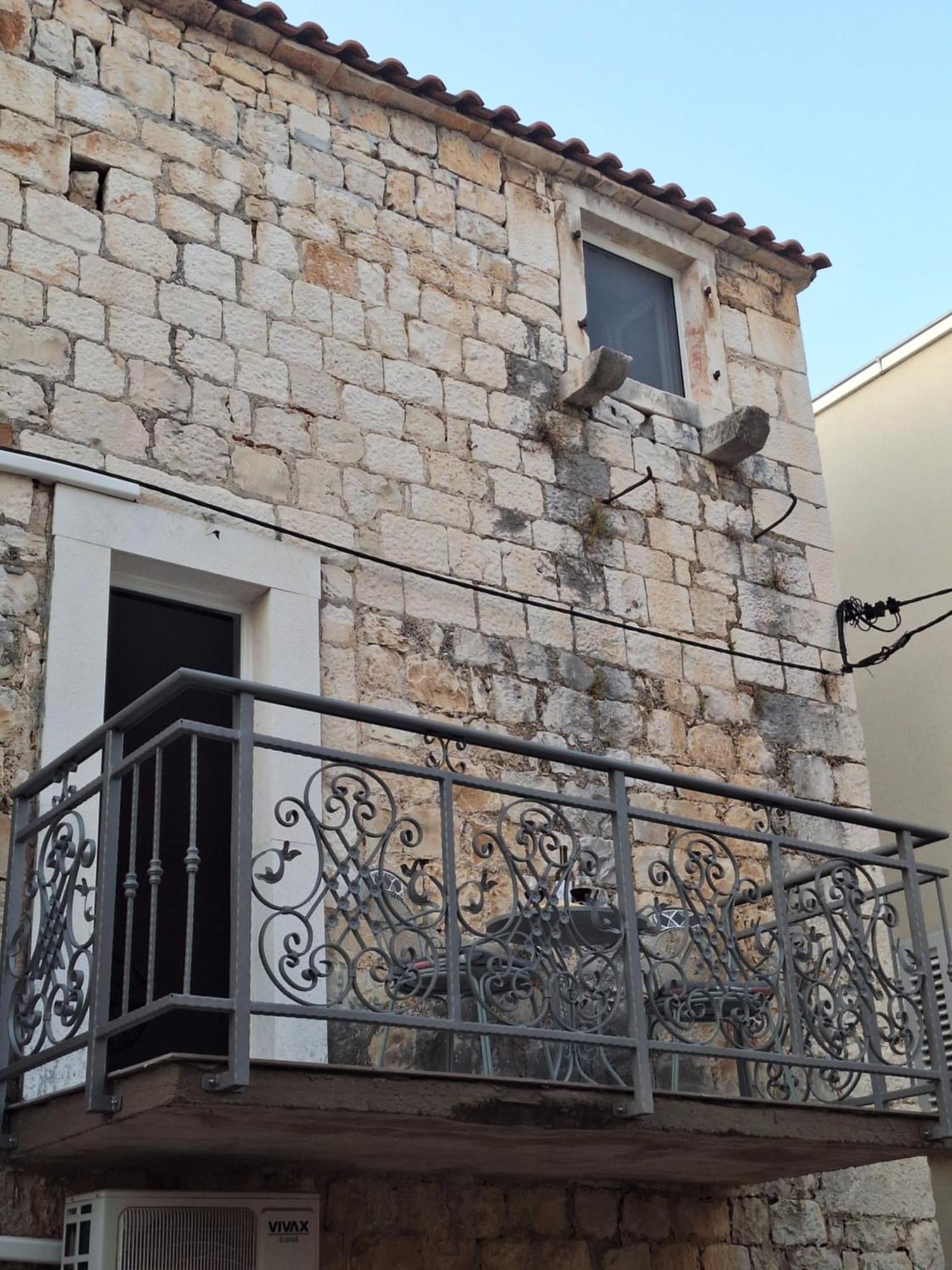St Peter'S Heritage House Trogir Exteriör bild
